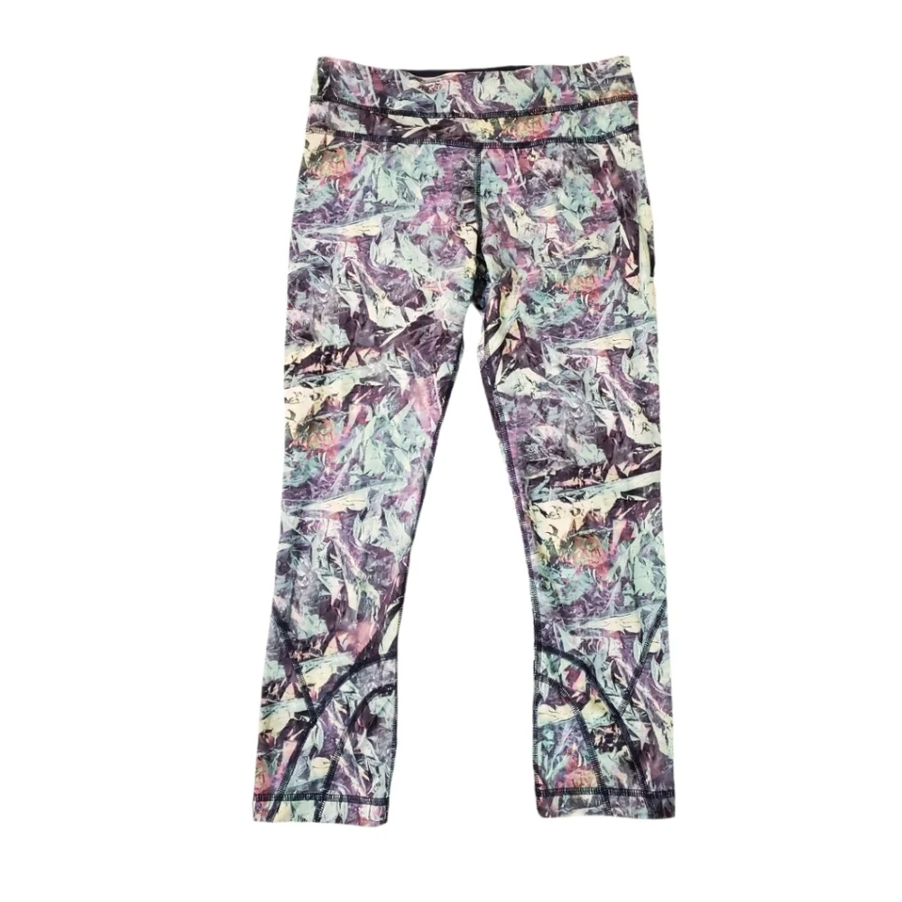 Lululemon Women's Run Top Speed Iridescent Multi-color Crop‎ Leggings 4